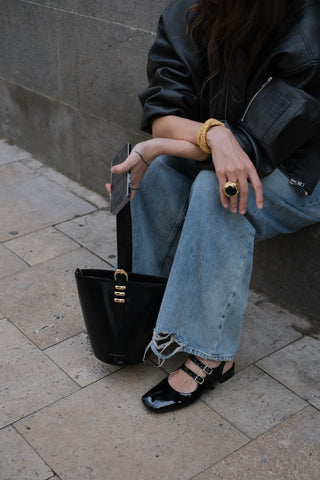 The Fox Bucket Bag Light Gold